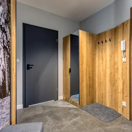 Apartmán Z Basenem I Saunami Stone Hill Iii Vip Centrum By Royal Aparts Sklářská Poruba