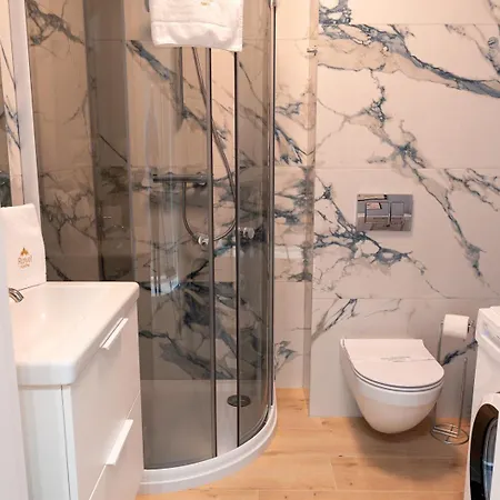 Z Basenem I Saunami Stone Hill Iii Vip Centrum By Royal Aparts Apartmán Sklářská Poruba