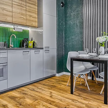 Apartmán Z Basenem I Saunami Stone Hill Iii Vip Centrum By Royal Aparts