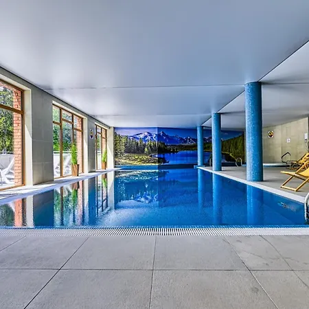 Z Basenem I Saunami Stone Hill Iii Vip Centrum By Royal Aparts Apartmán *