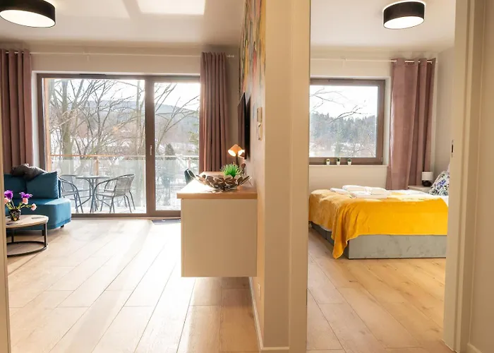 Z Basenem I Saunami Stone Hill Iii Vip Centrum By Royal Aparts Apartamento *