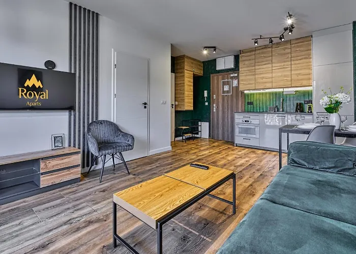 Z Basenem I Saunami Stone Hill Iii Vip Centrum By Royal Aparts Apartamento *