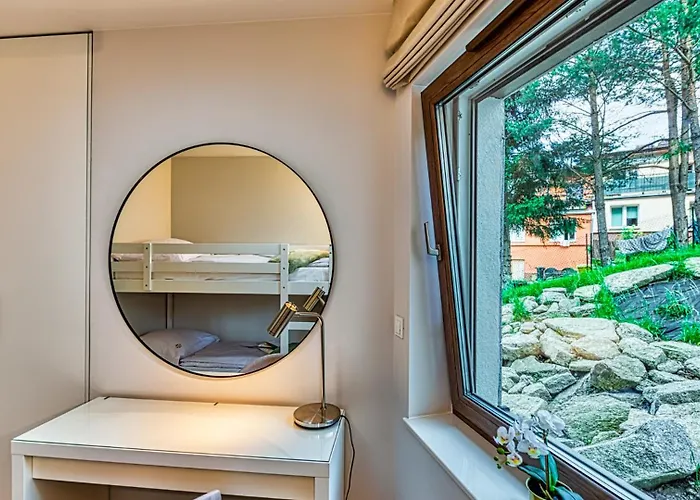 Z Basenem I Saunami Stone Hill Iii Vip Centrum By Royal Aparts Apartamento