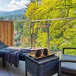 Апартаменты Z Basenem I Saunami Stone Hill Iii Vip Centrum By Royal Aparts
