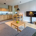 Апартаменты Z Basenem I Saunami Stone Hill Iii Vip Centrum By Royal Aparts *
