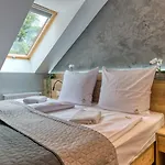 Z Basenem I Saunami Stone Hill Iii Vip Centrum By Royal Aparts Szklarska Poręba