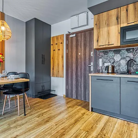 Apartment Z Basenem I Saunami Stone Hill Iii Vip Centrum By Royal Aparts *