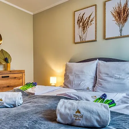 Z Basenem I Saunami Stone Hill Iii Vip Centrum By Royal Aparts Apartment Szklarska Poreba