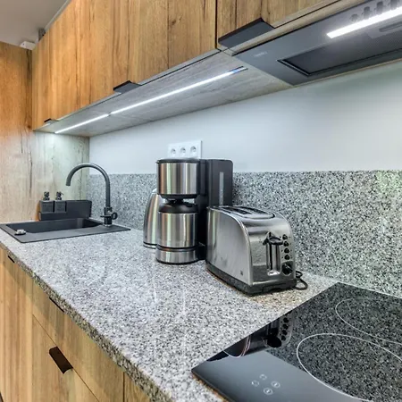 Apartment Z Basenem I Saunami Stone Hill Iii Vip Centrum By Royal Aparts