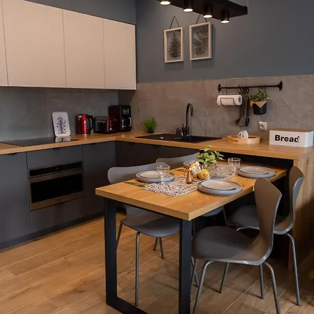 Z Basenem I Saunami Stone Hill Iii Vip Centrum By Royal Aparts Appartement Szklarska Poręba