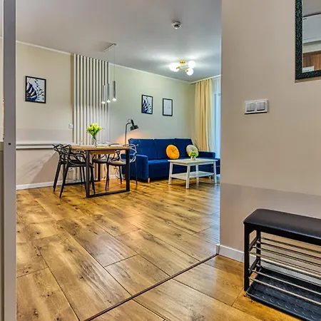 Z Basenem I Saunami Stone Hill Iii Vip Centrum By Royal Aparts Lejlighed