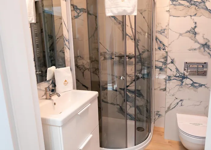 Z Basenem I Saunami Stone Hill Iii Vip Centrum By Royal Aparts * Schreiberhau