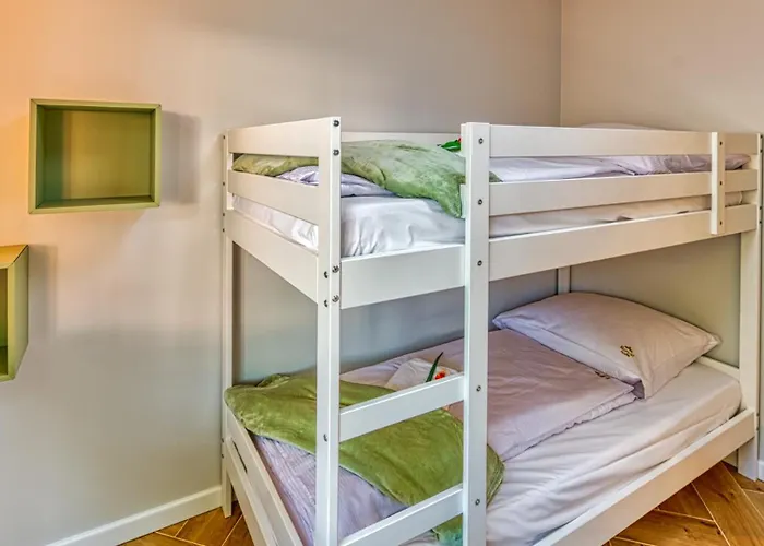 Z Basenem I Saunami Stone Hill Iii Vip Centrum By Royal Aparts